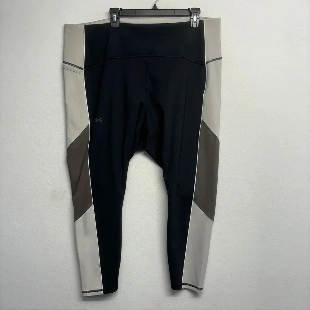 Under Armour‎ Leggings Color Block Crop Capri Compression Rush Black White 3XL